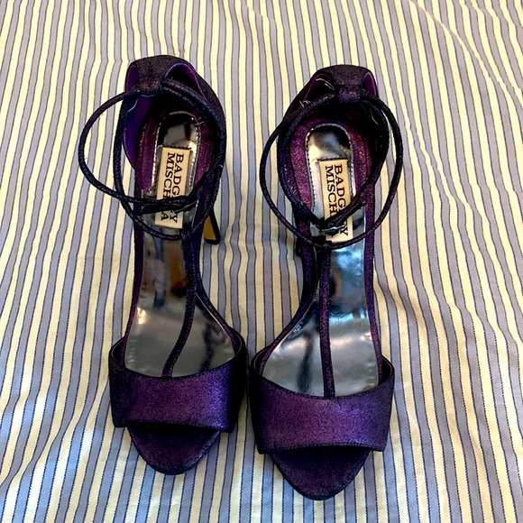 Badgley Mischka peep toe metallic purple heels - Picture 1 of 6